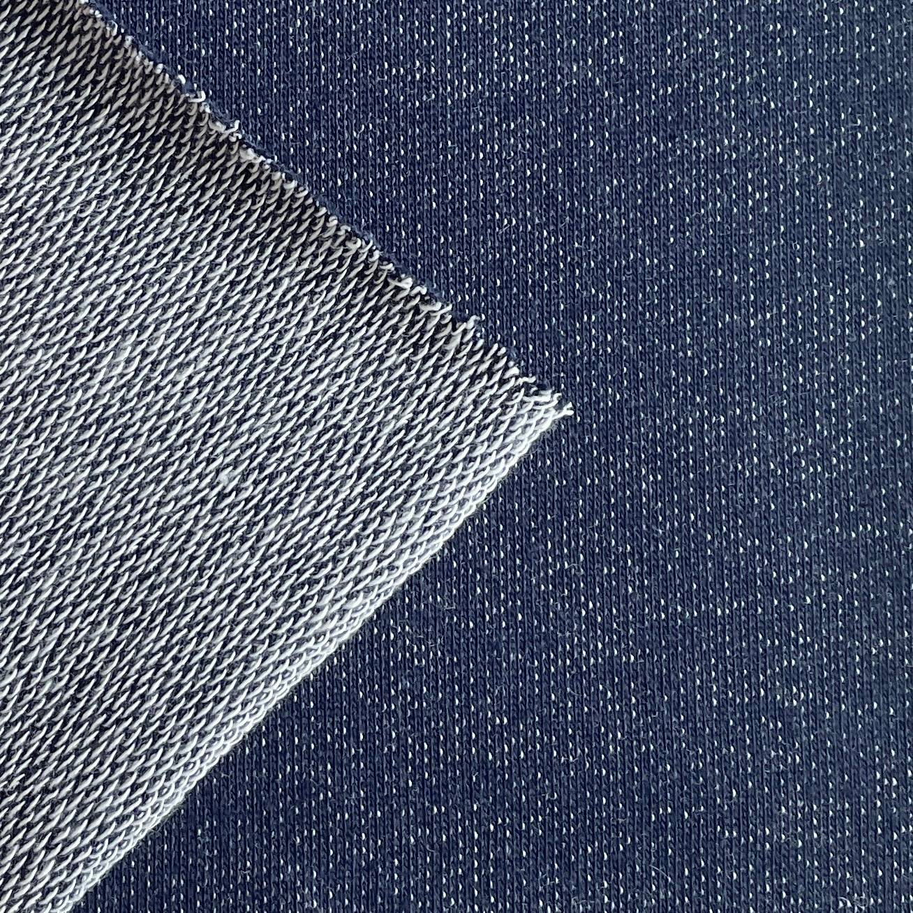 Exploring Cotton Polyester Blend: Versatility and Comfort